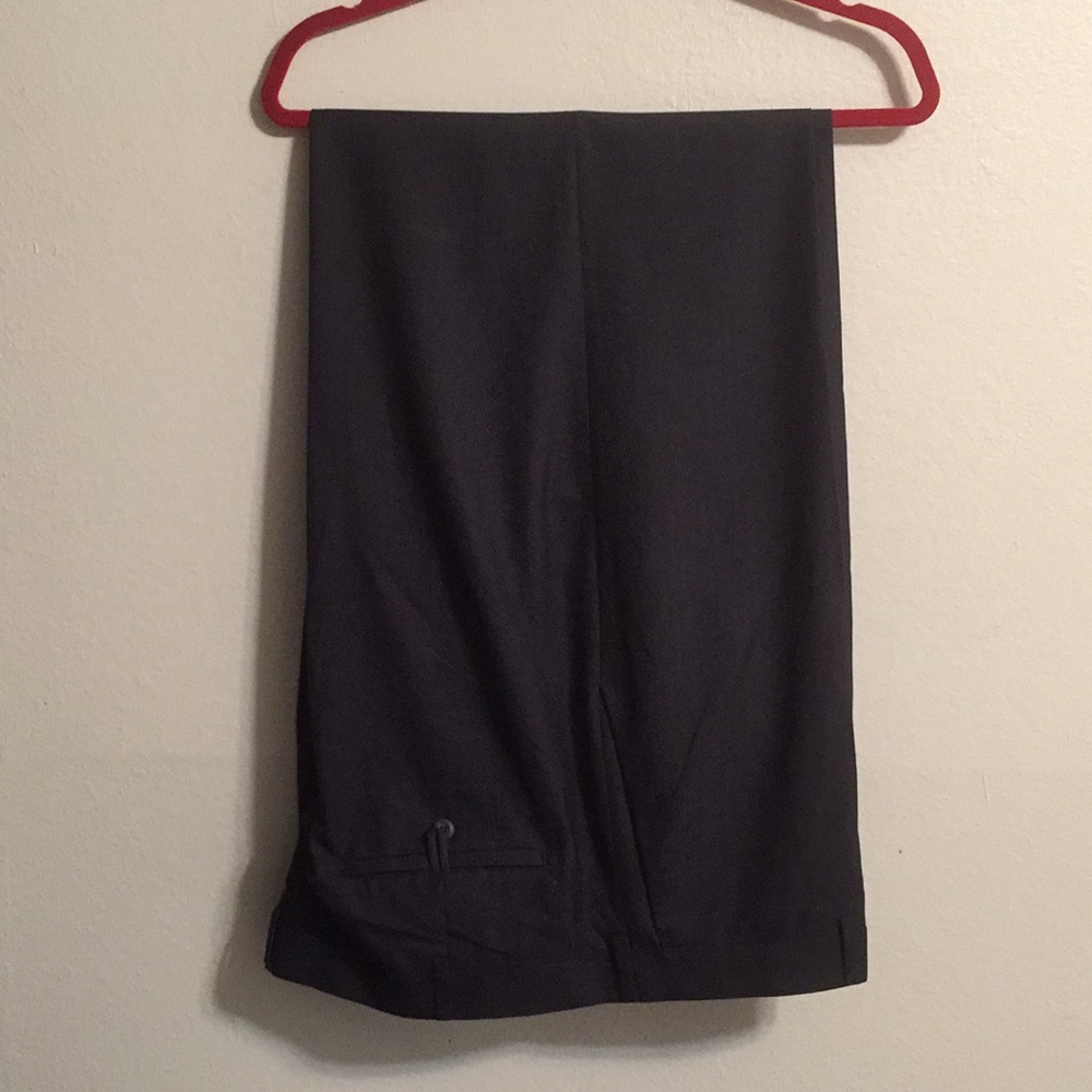 Perry Ellis Dress pants NWT size 42-32